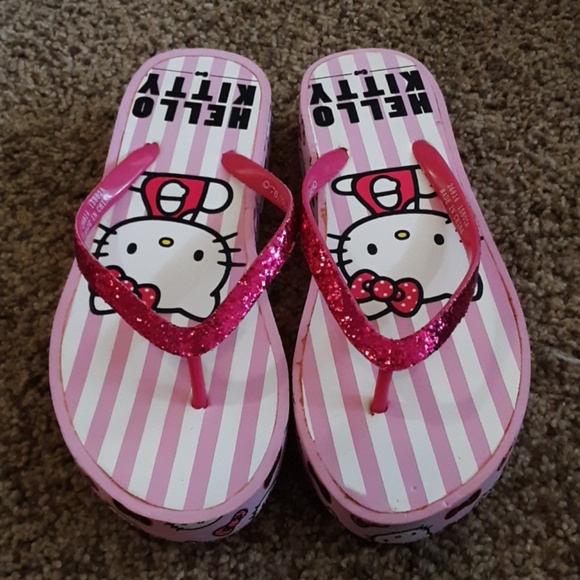 hello kitty flip flops